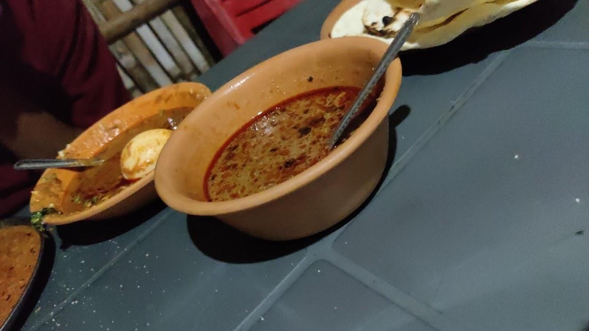 Sandhu Punjab Dhabha (kaho pio aish karo)