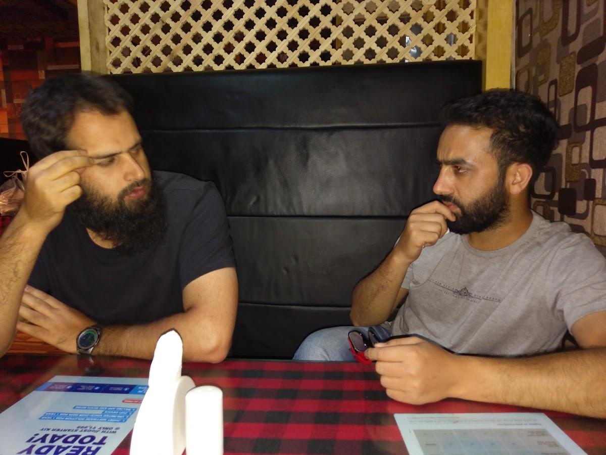 The Hangout: cafè, Grill & Restaurant