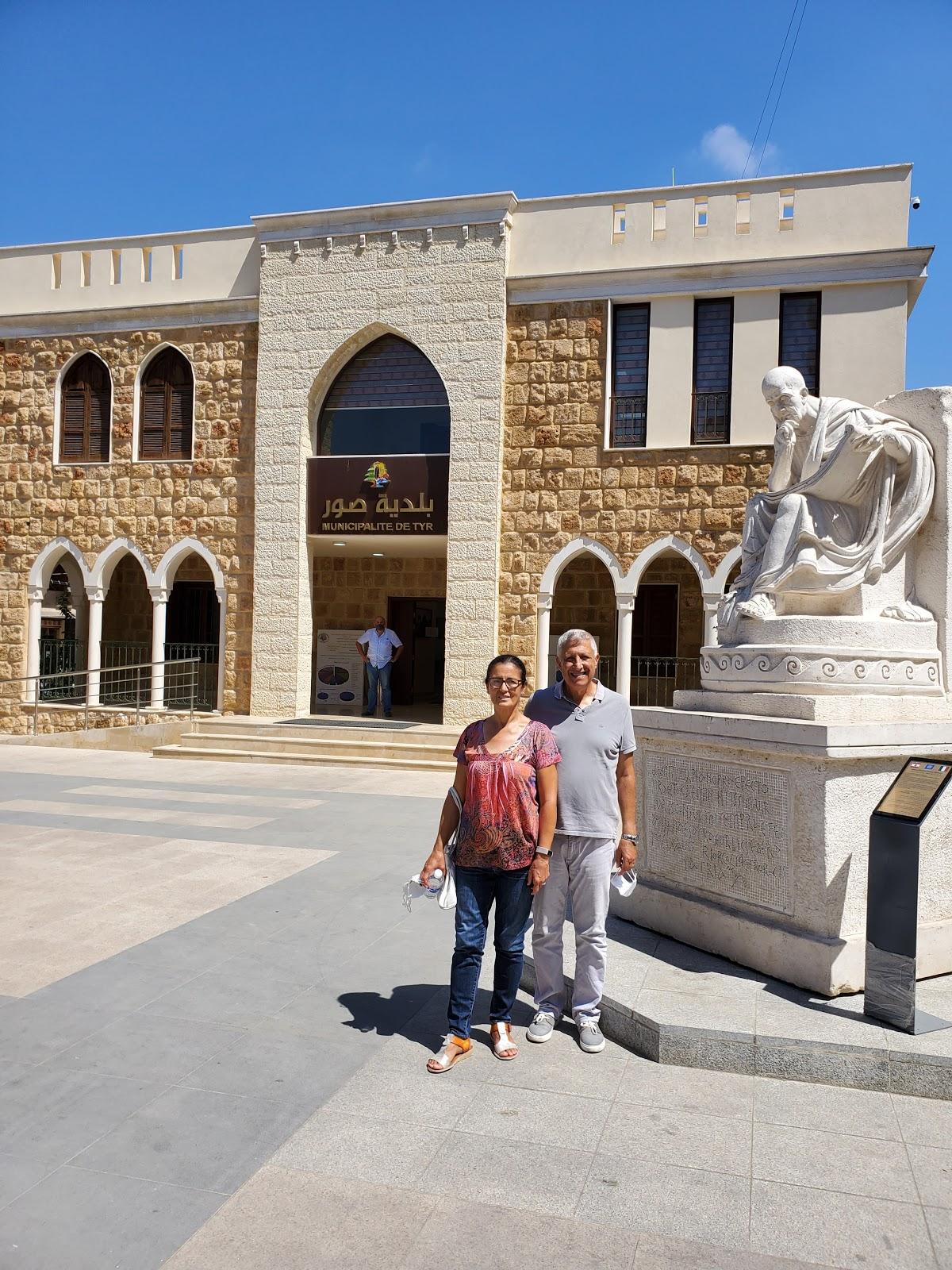 Al Mina Fishery & Restaurant - مطعم ومسمكة المينا