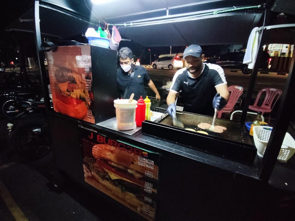 Abe Burger Taman Pekaka