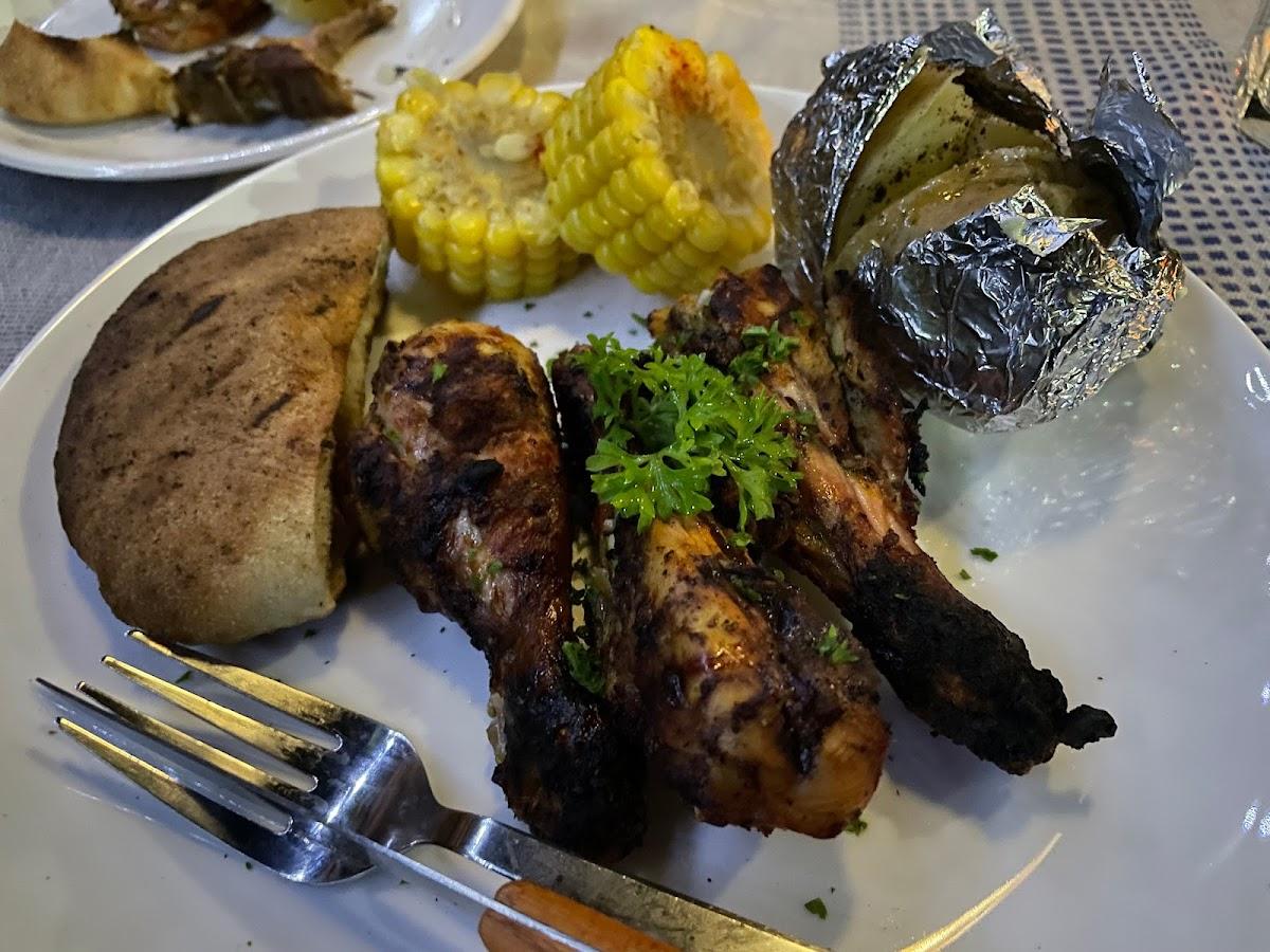 Charlie’s BBQ & Steak