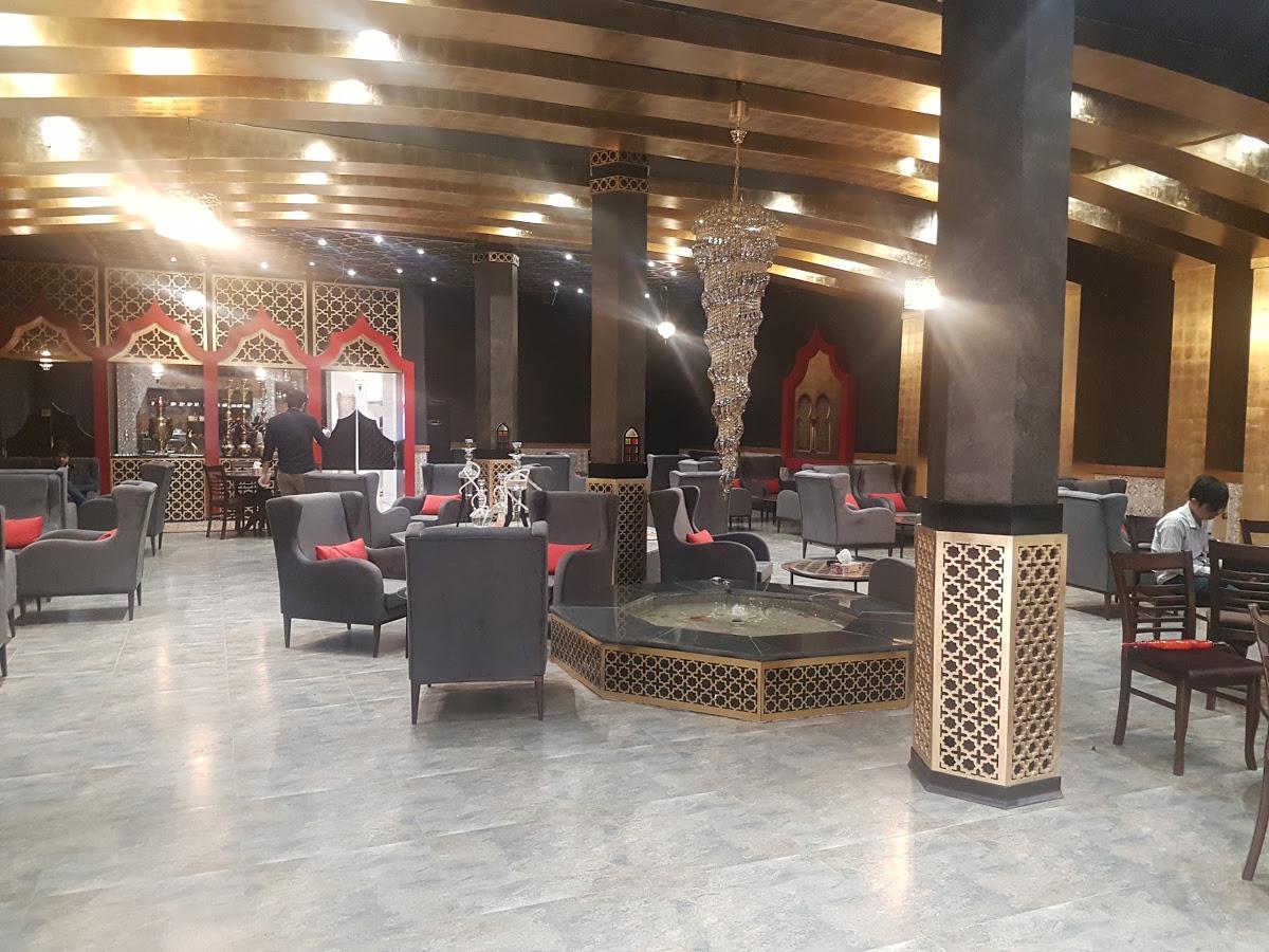 کافه رستوران سولان