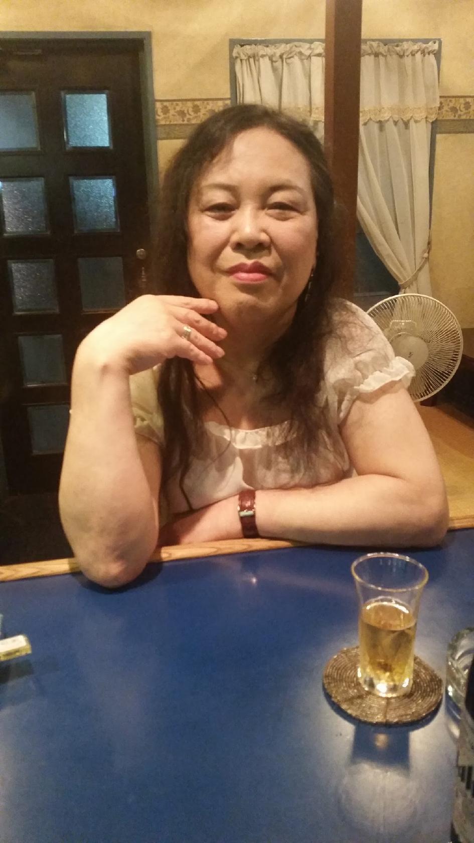 スナック勝