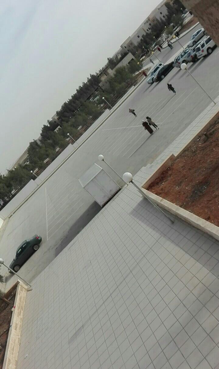 مبنى مطاعم الجامعة