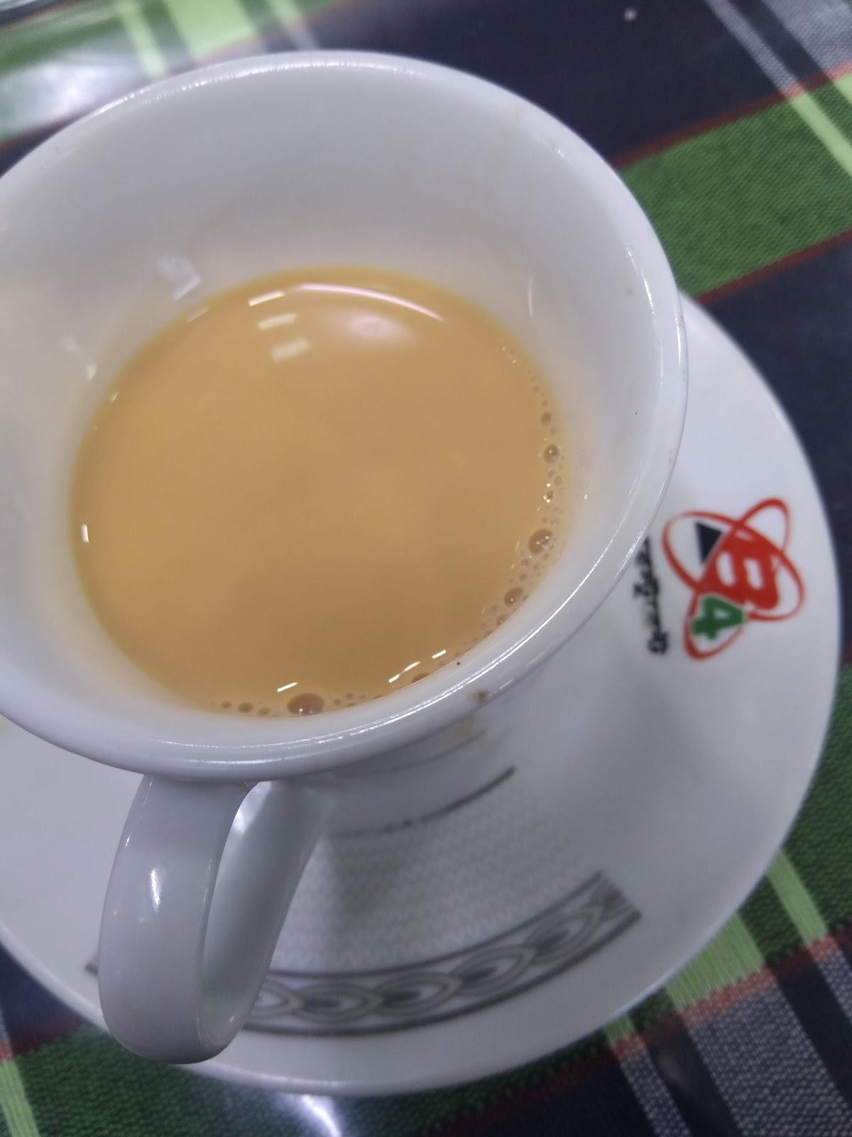 বি ফোর রেষ্টুরেন্ট