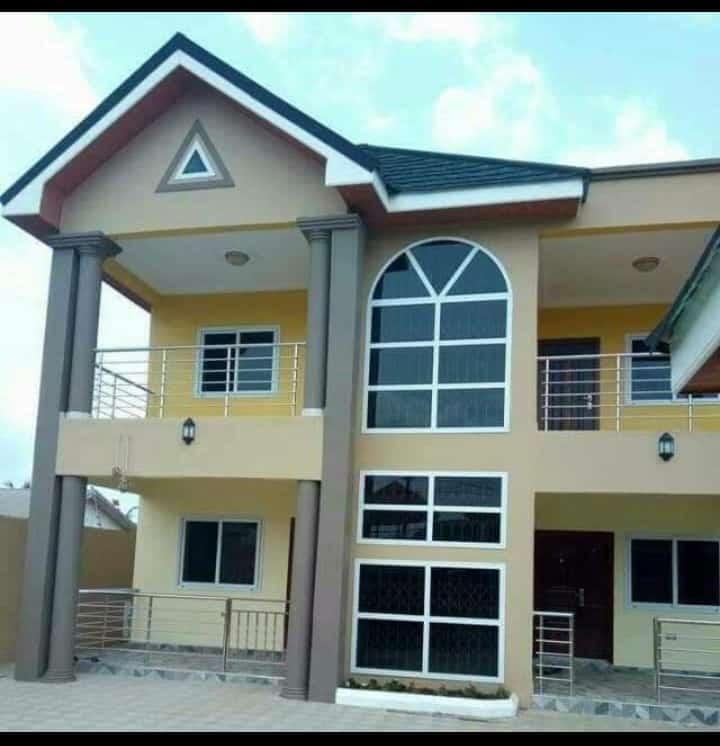 Yaa Mukaase (Kitchen & Bar)