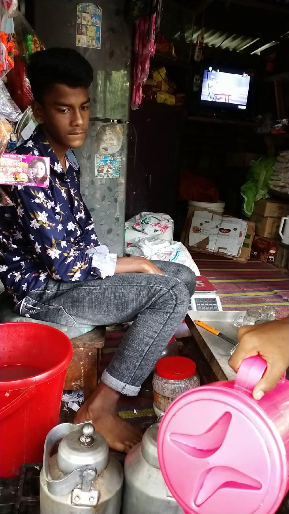 Rafiq tea store