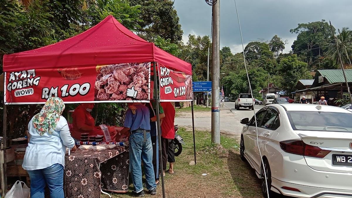 Ayam goreng wow! Rm1