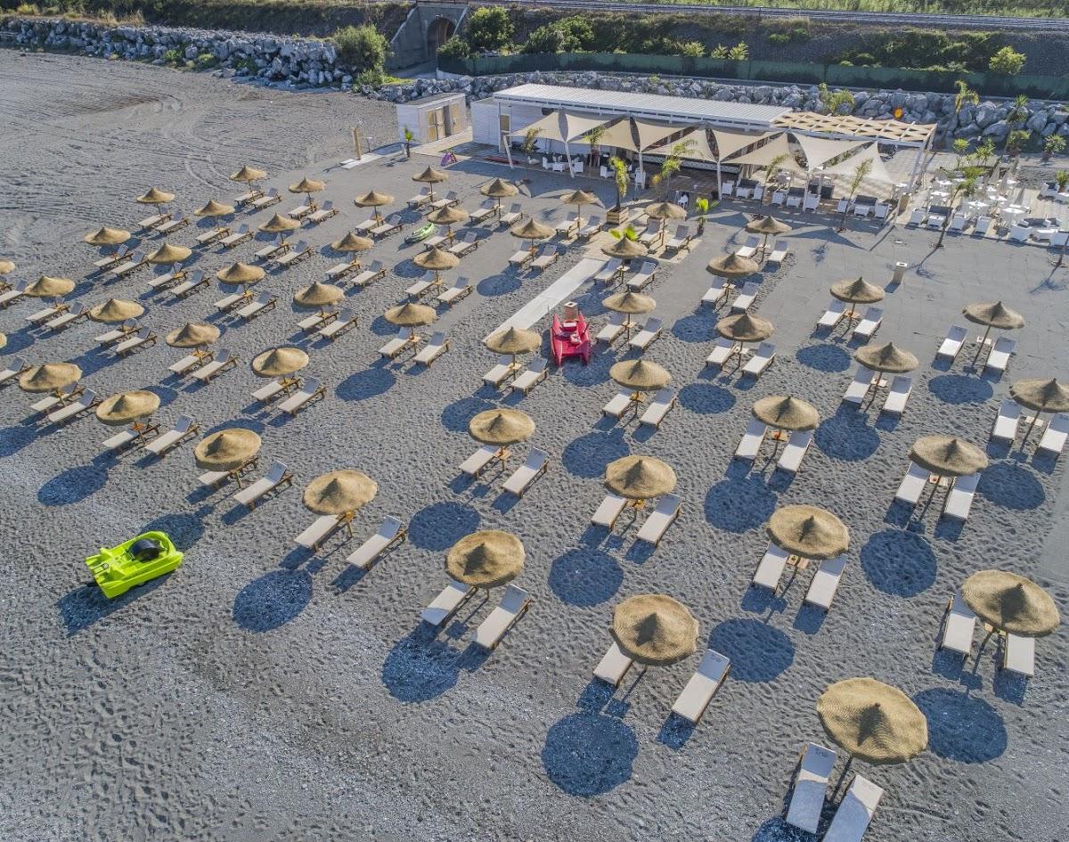 La Pecora Nera Beach