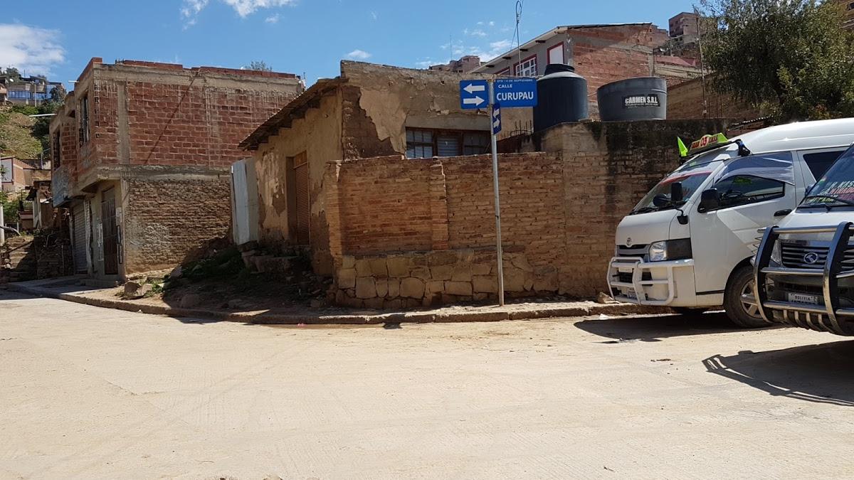 Plaza Uyuni Parada Taxi Trufi 03
