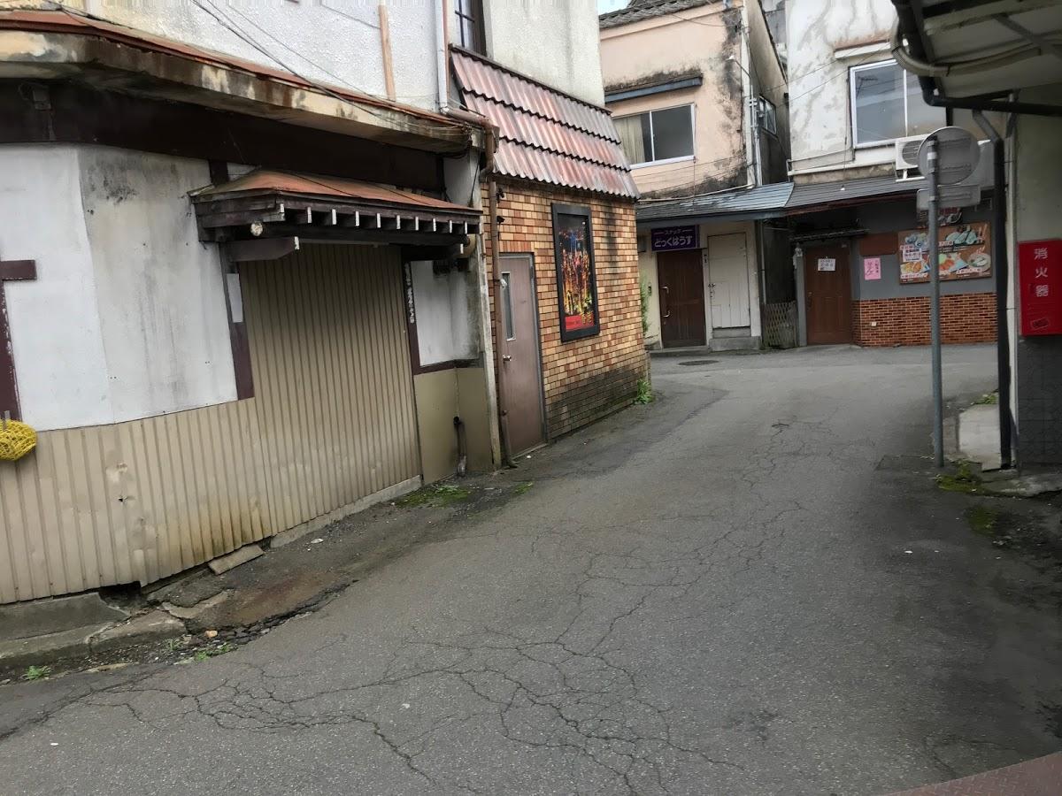 紅洛来