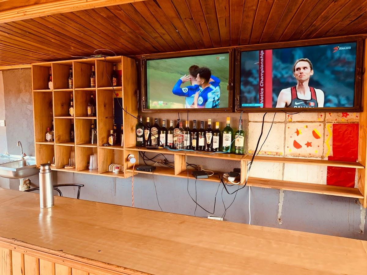 top bar and restutant