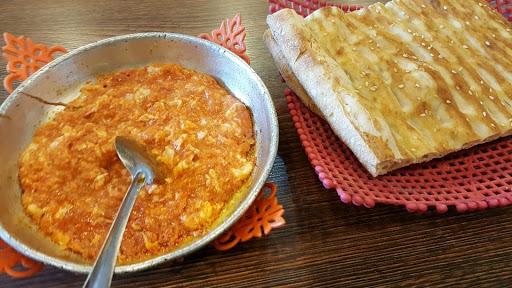 غذا خوری مصطفی