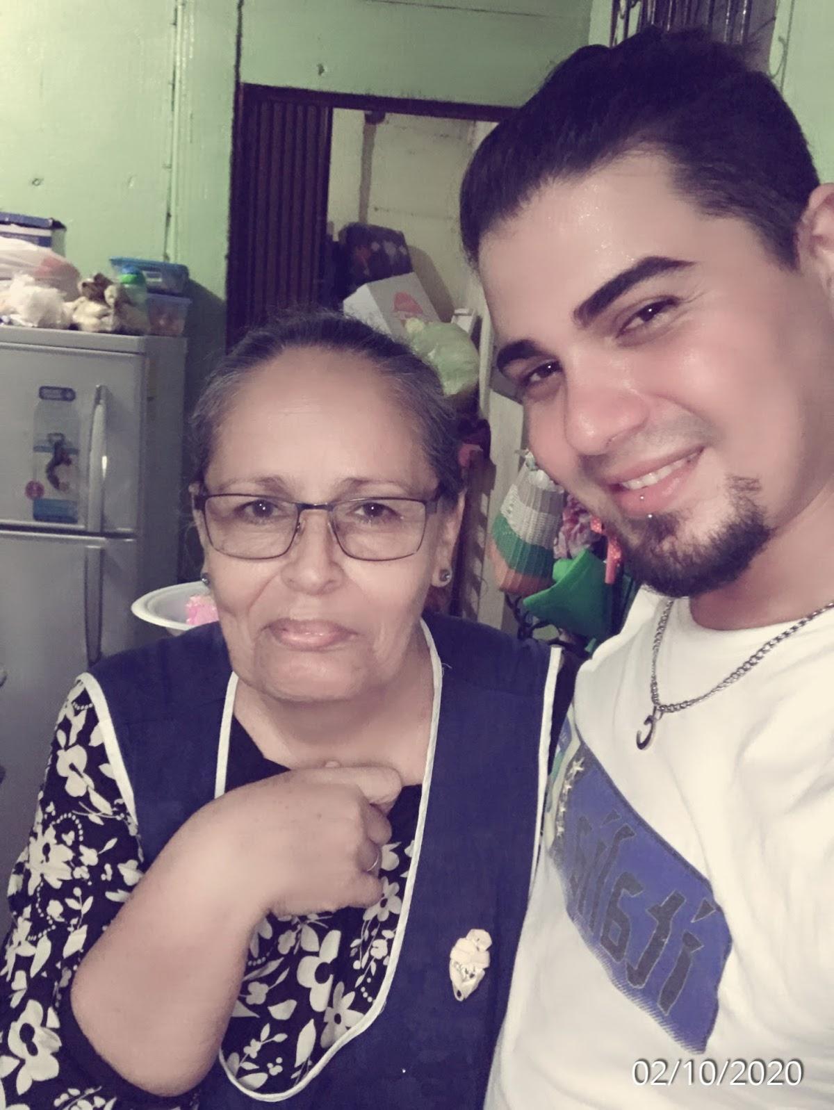 Comederia de Olivia Peralta