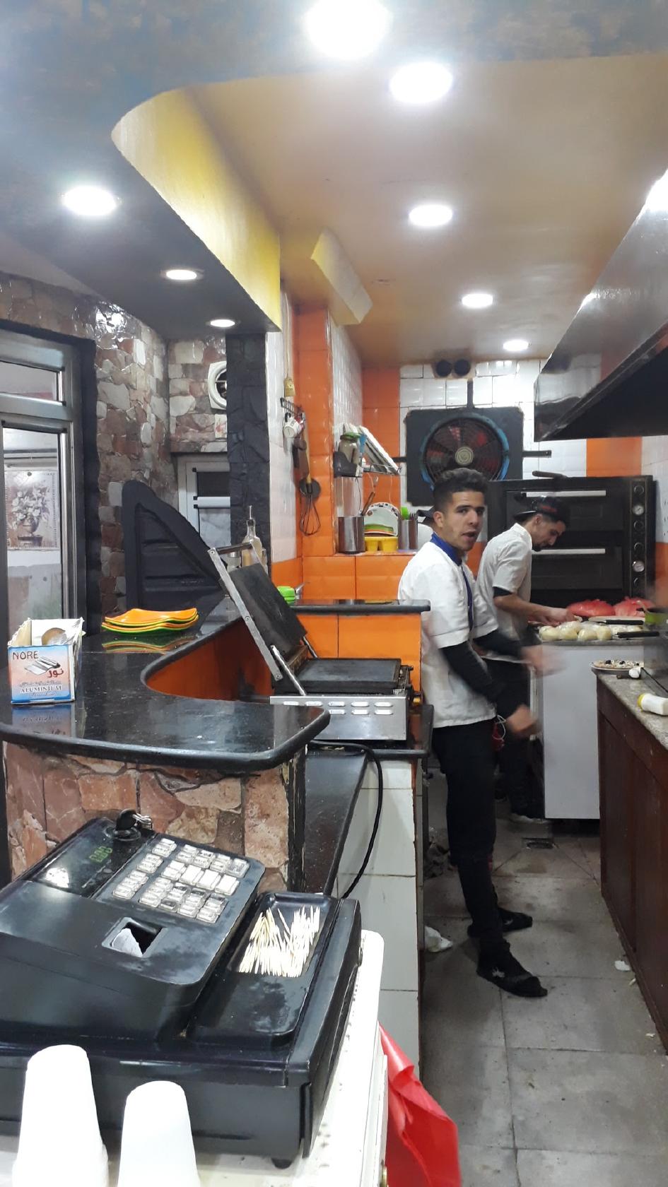 Pizzeria hannous 113