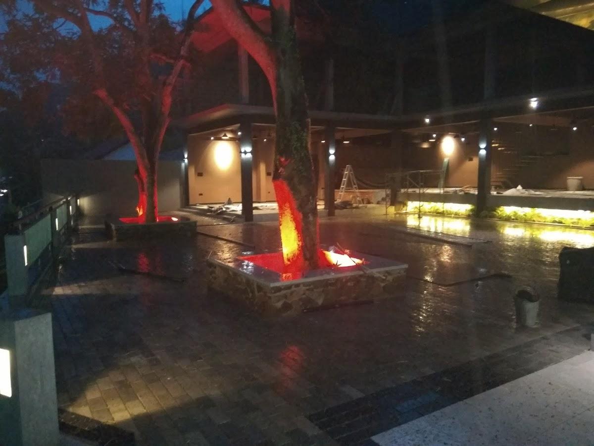 Lakma Hotel & Restaurant