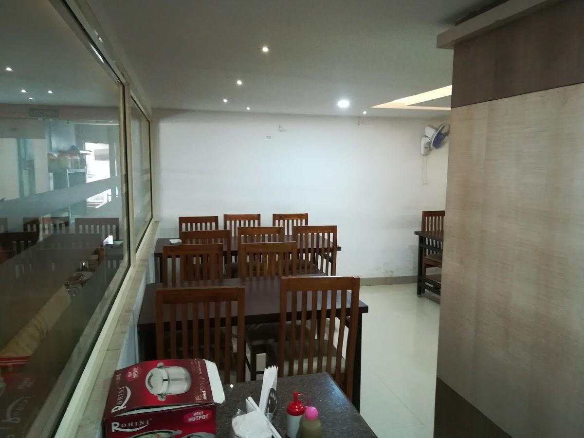 Ritzy Restaurant, Kuttippuram