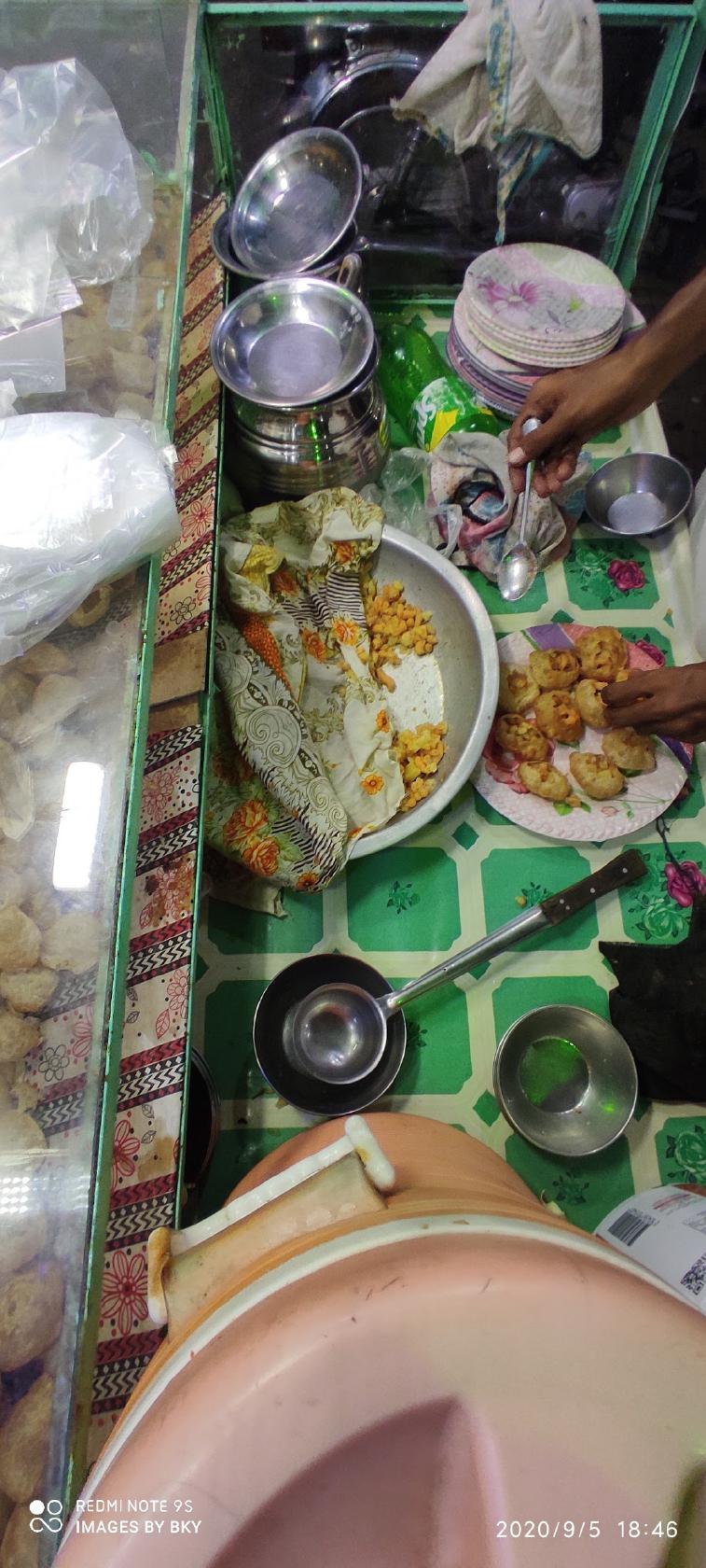 Tasty Gol Gappy and Burgers