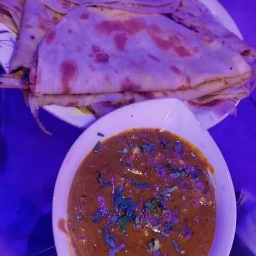 ADVIK RESTUARANT FAMILY & COUPLE