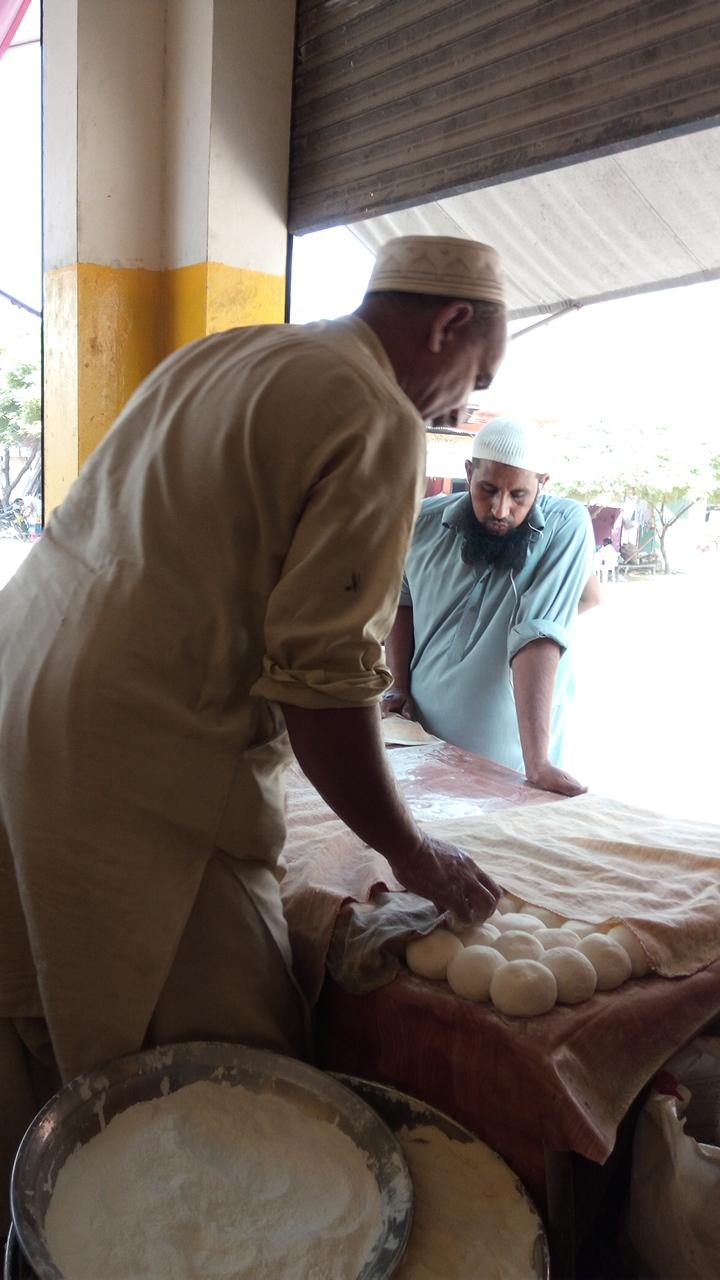Haji Naan Shop حاجی نان شاپ