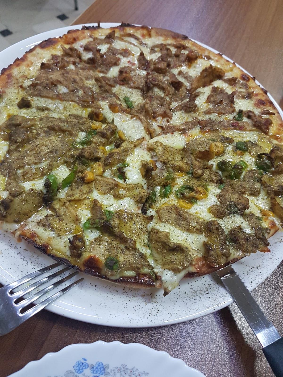Altannour Pizza