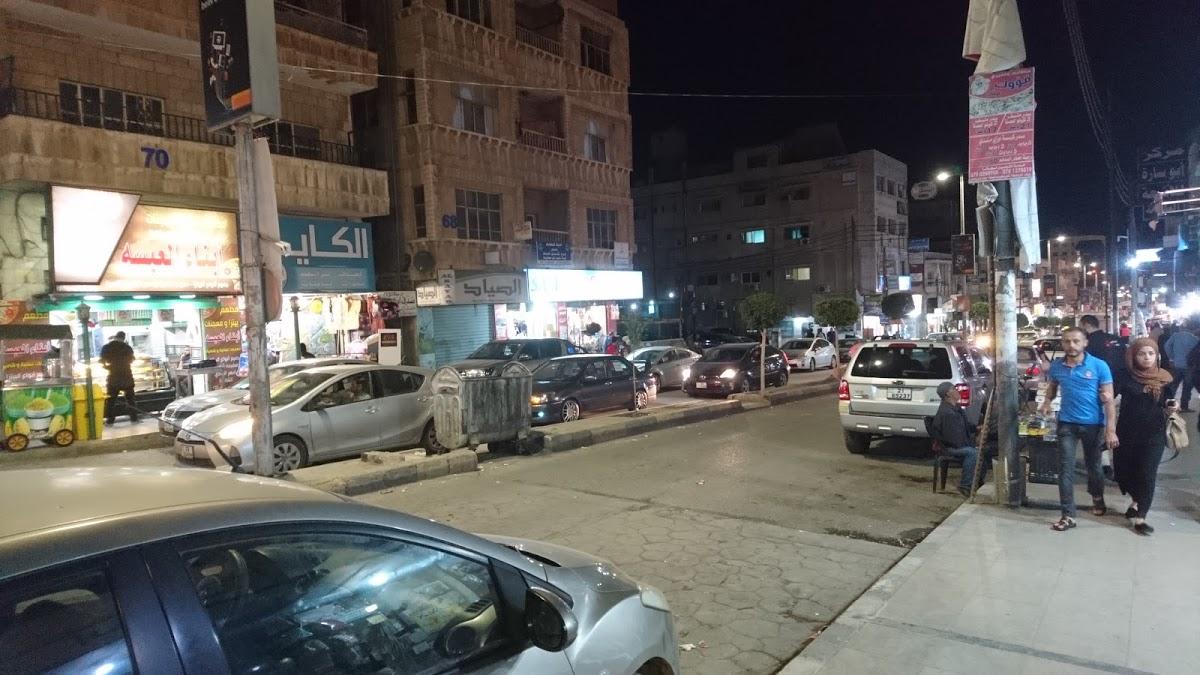 مطعم ومعجنات ابناء العبسه بشير