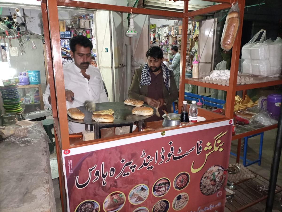 Bangash fast food & pizza corner