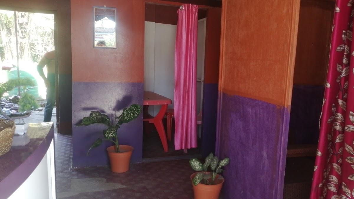 Sathy Hookah And Sequa Corner