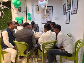 Tea Time - Gosainganj