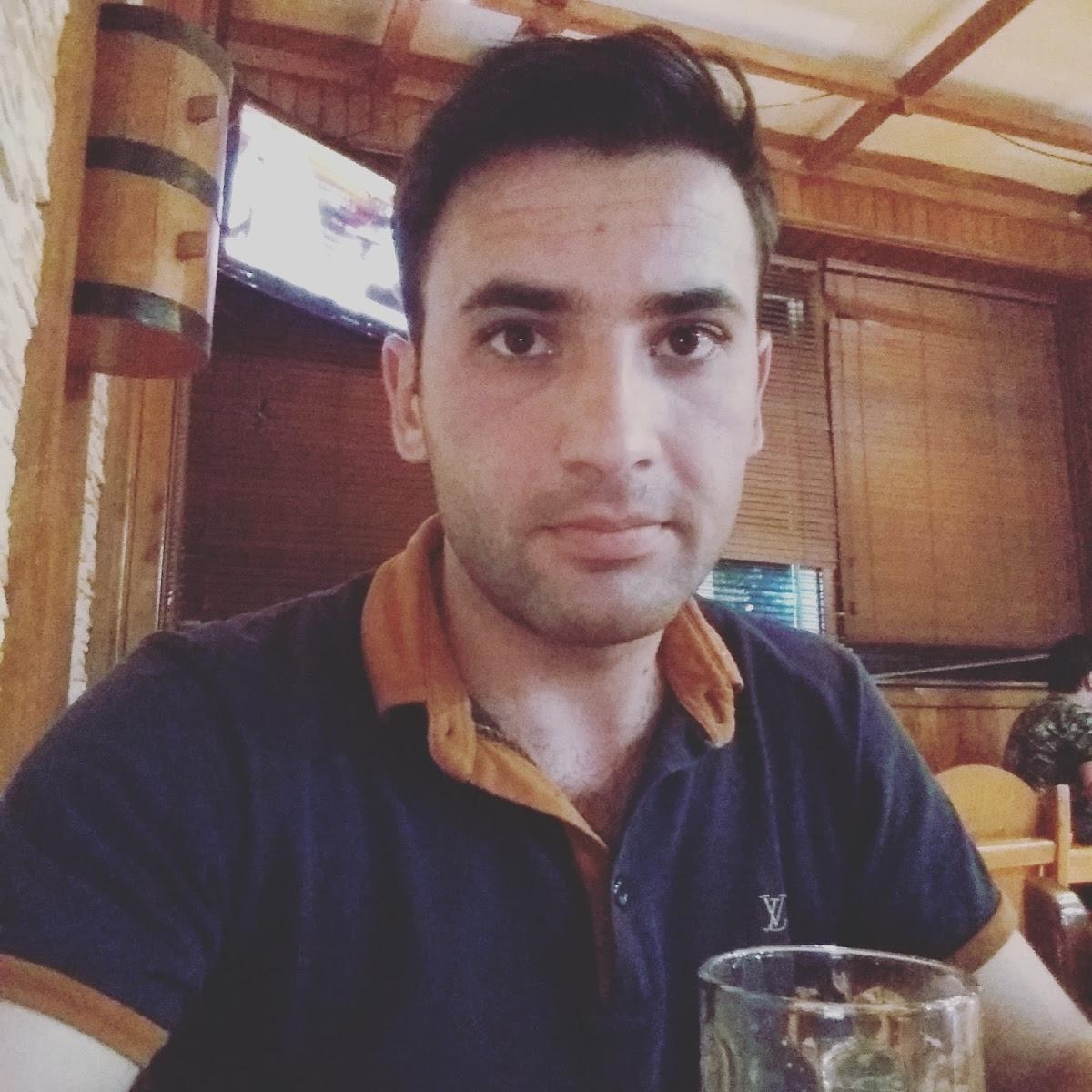 Golden Pub
