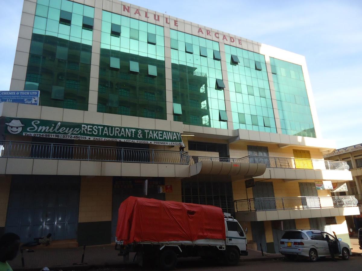 Smileyz Restaurant