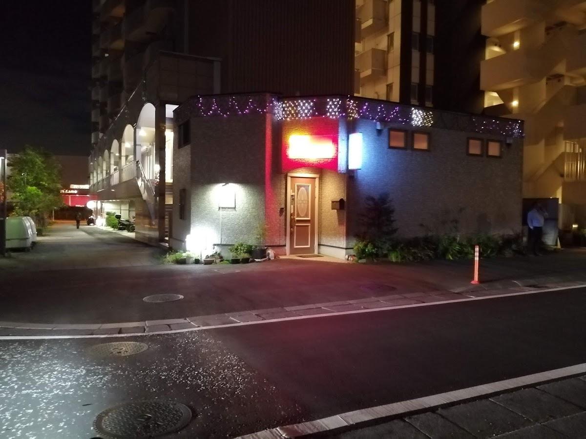 ラウンジ マーガレット