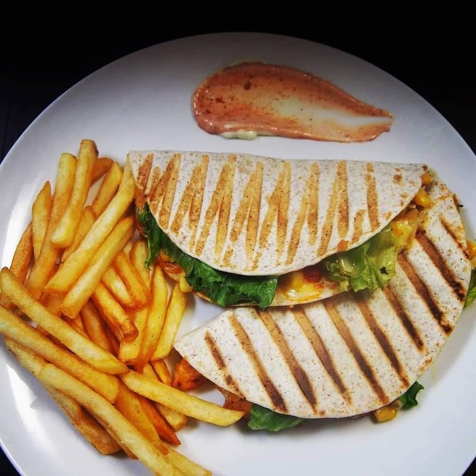 Dera cindy resto bar