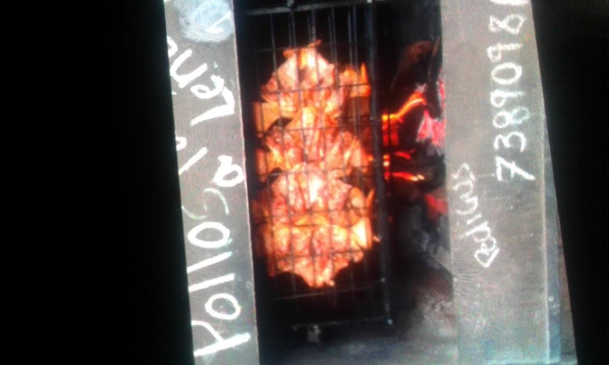 Pollos a La Leña