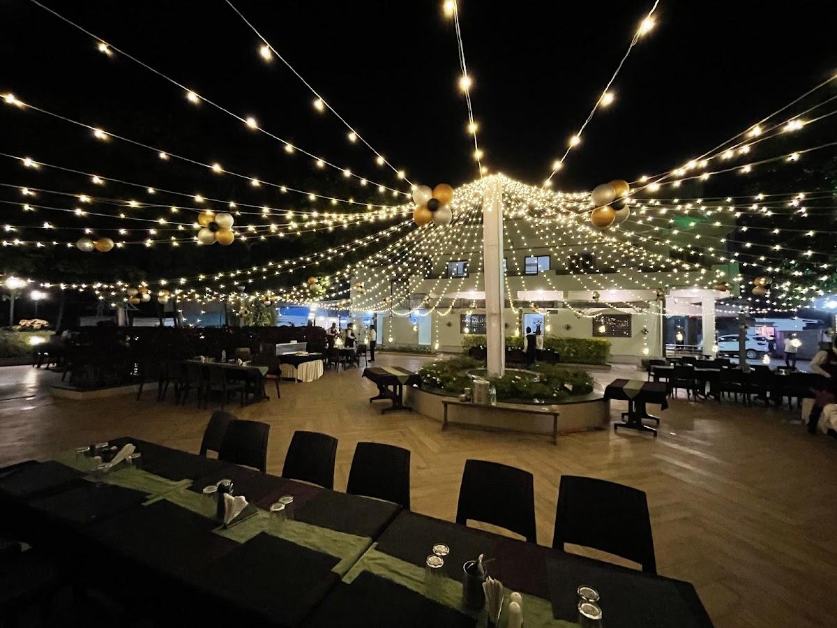 Hotel Vatika (pure veg)