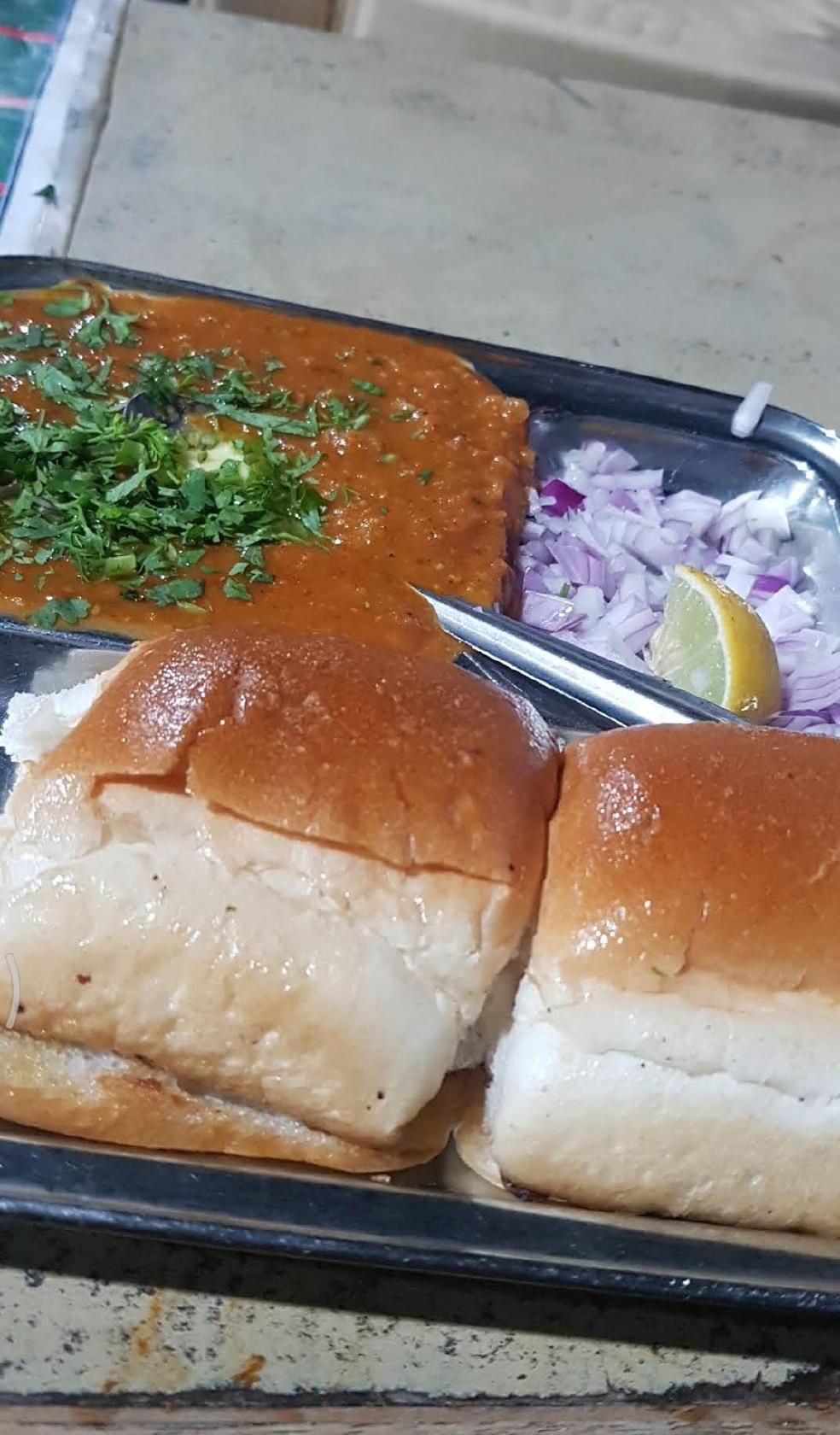 Aai Nath Pav Bhaji Center Nanded