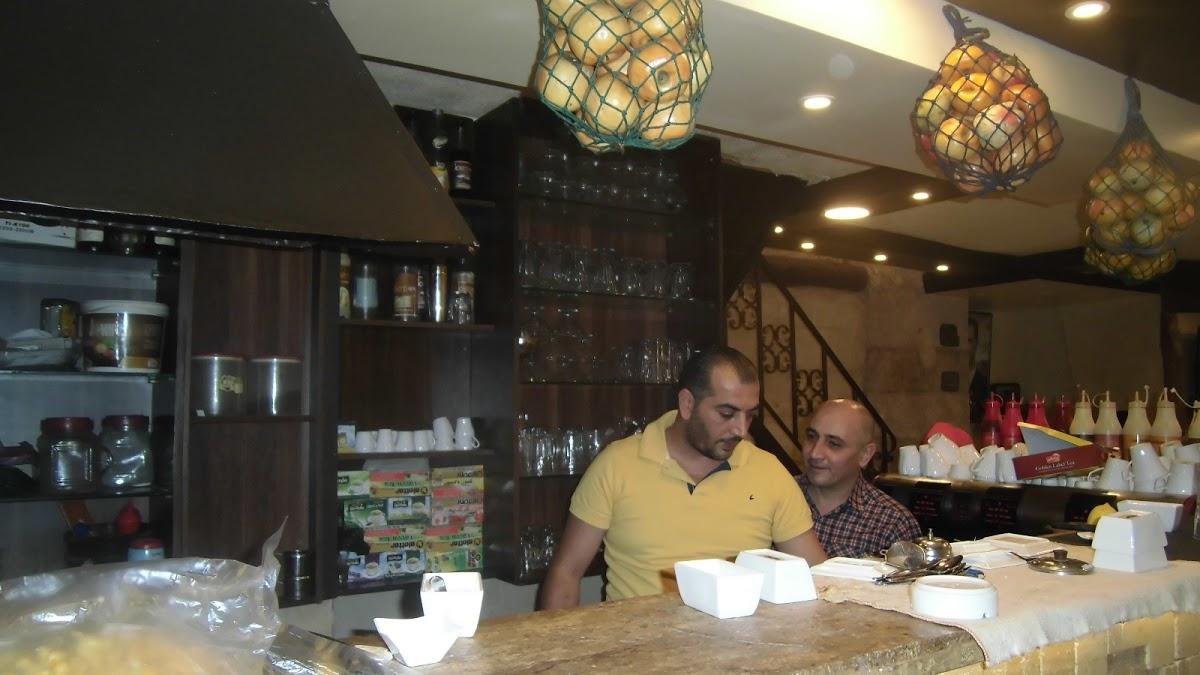 مطعم وكافية أهل الحارة