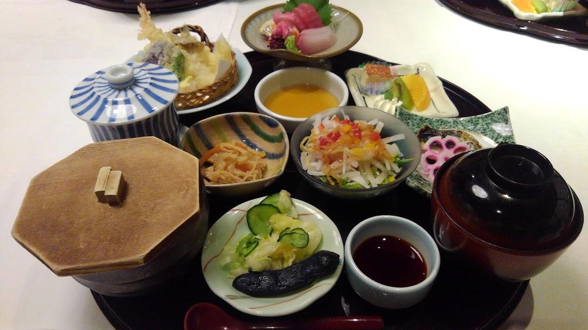 日本料理 汐彩