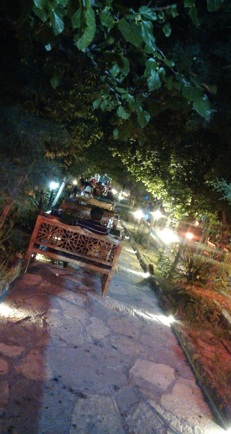 Ghahve Talkh Restaurant