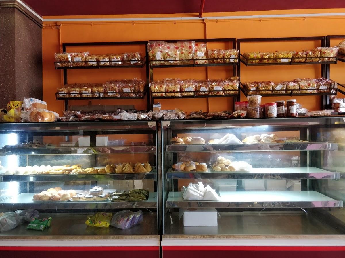 Anns Bakery Thellakom