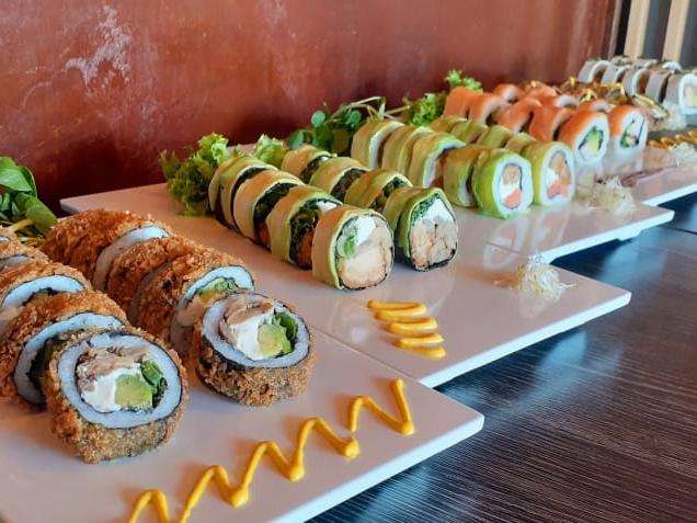 Inago sushi delivery