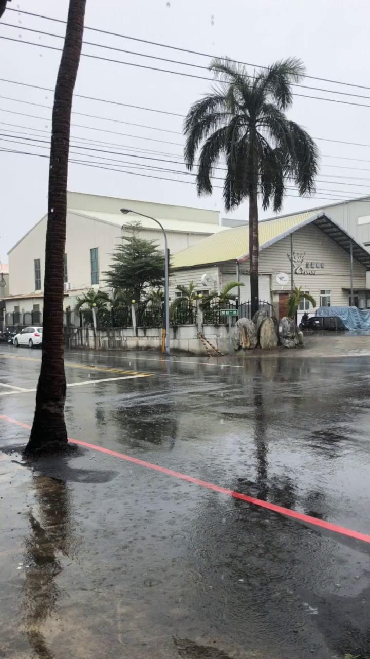 金鑛咖啡台南央廚