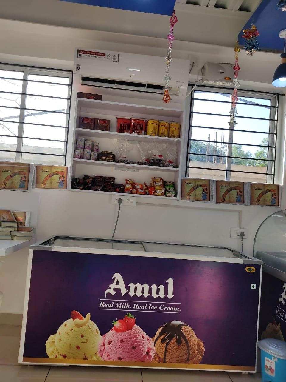 AMUL ICE CREAM PARLOUR - MALOOS LOUNGE