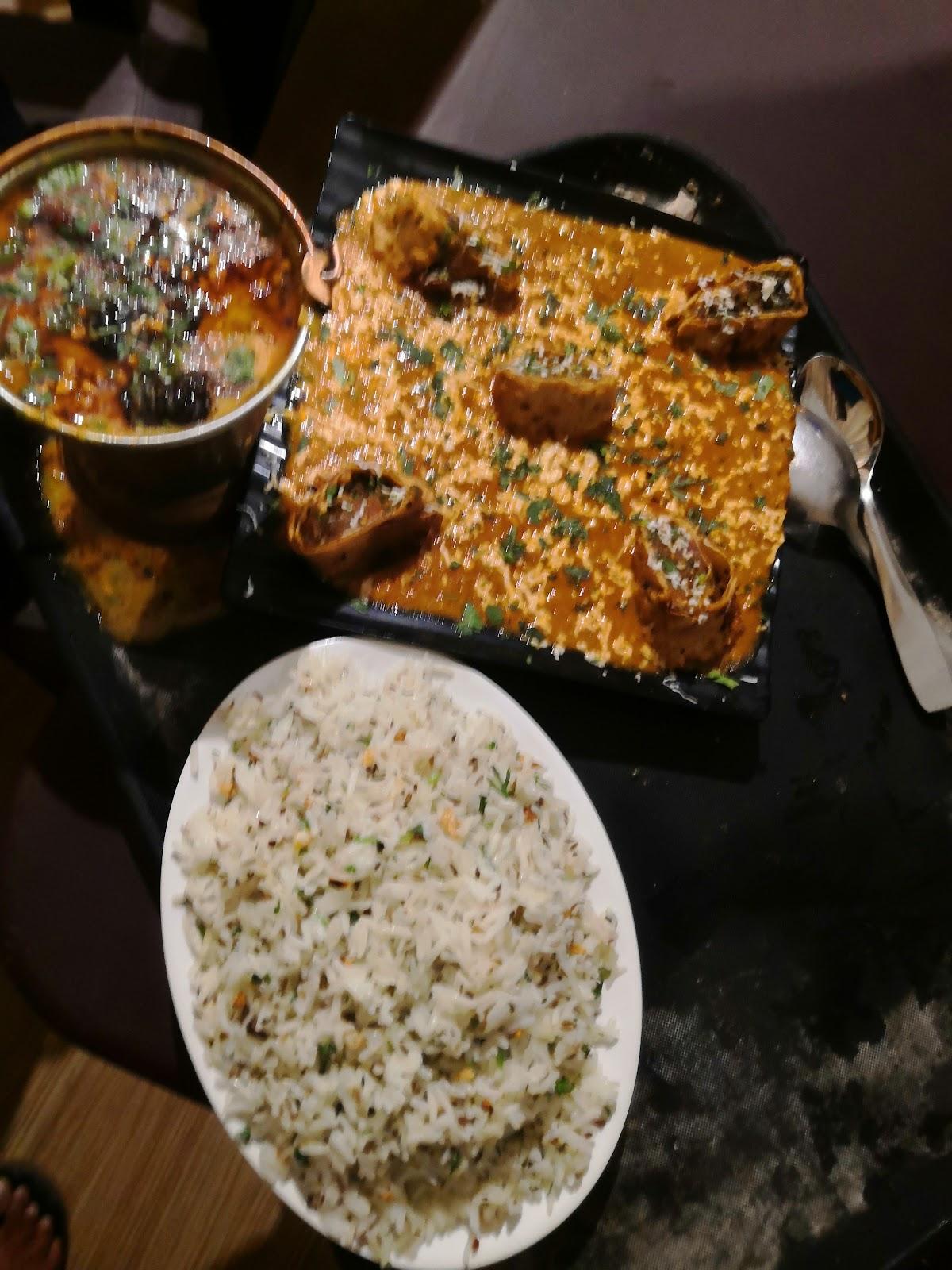 Mauli Veg, Family Garden Restaurant