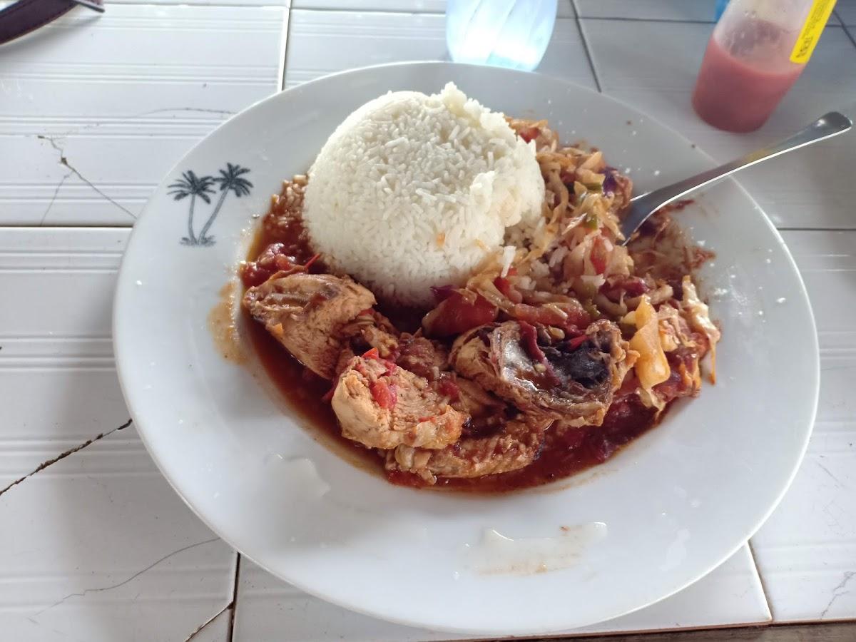 Safari Bar & Restaurant