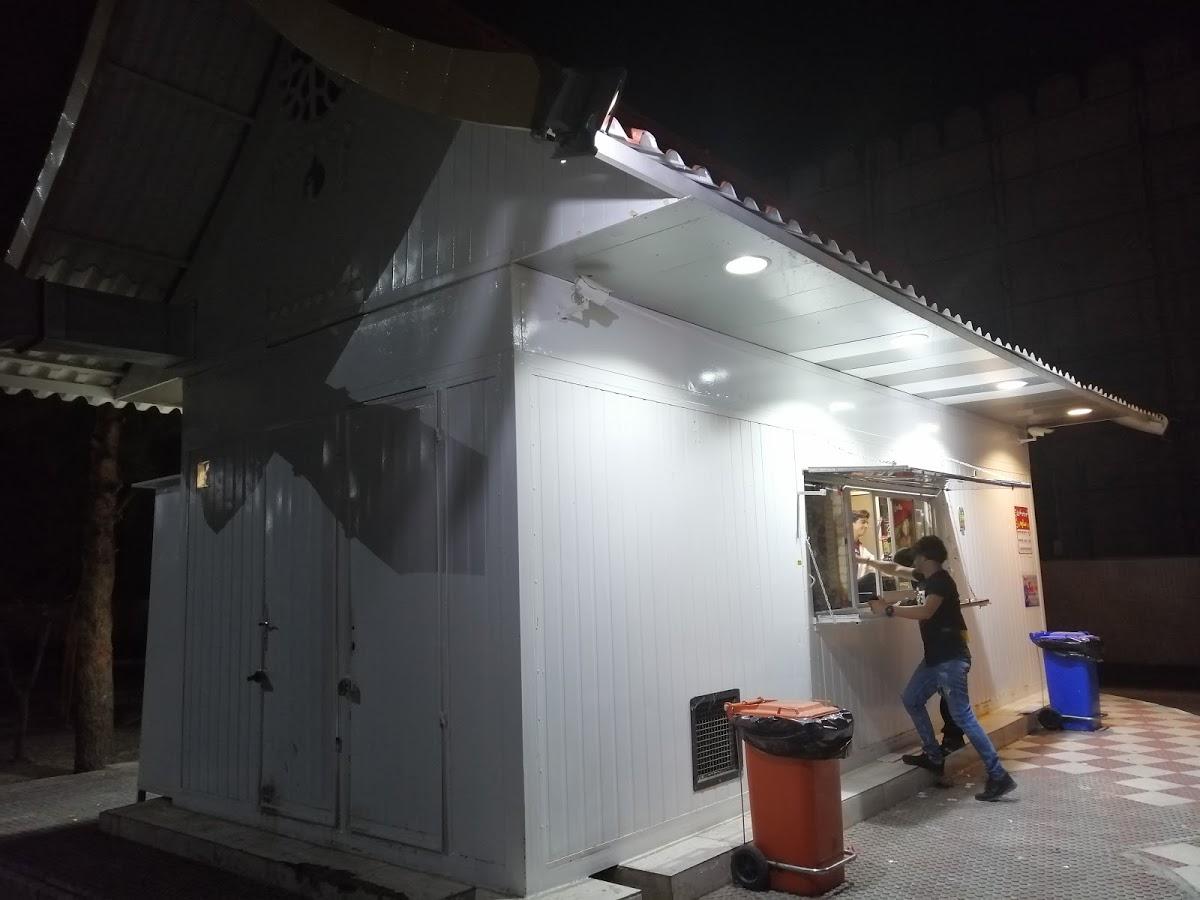 Kolbeh Jonoub Falafel فلافل کلبه جنوب
