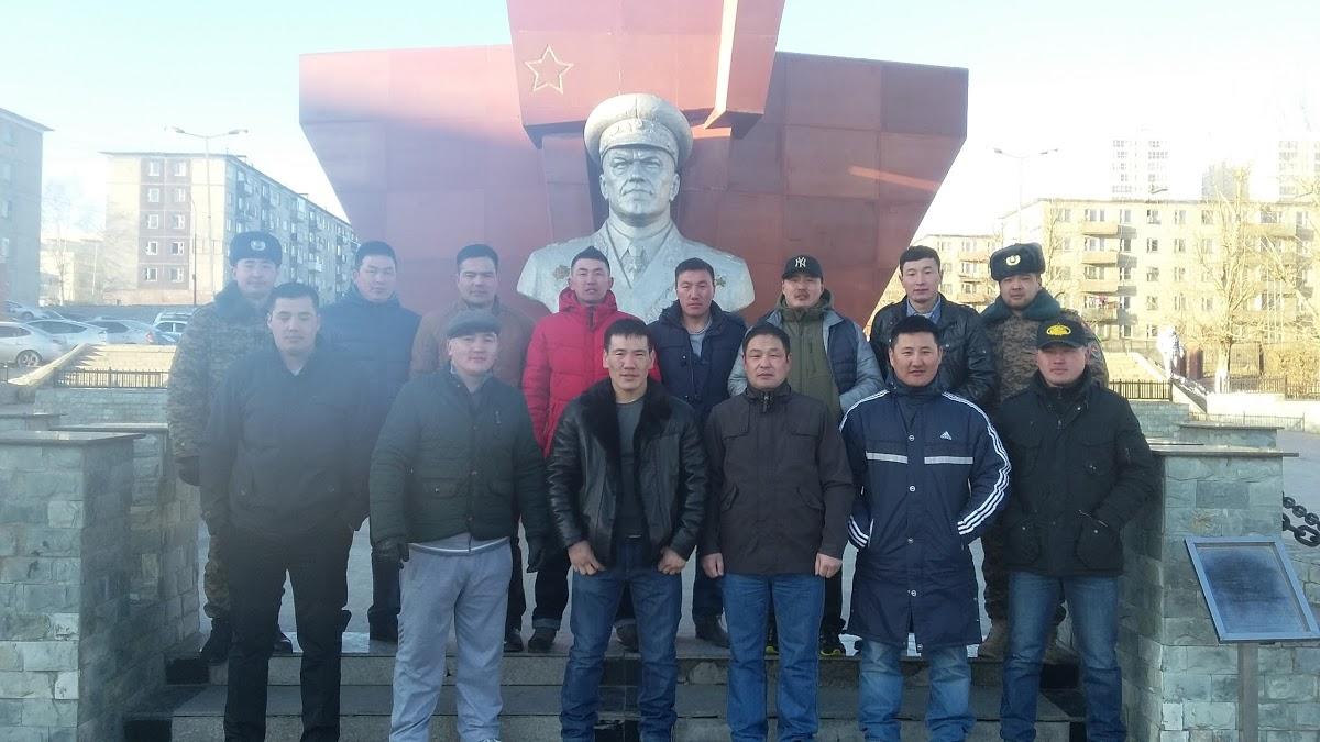 Кемписки зочид буудлын 1 давхарт Тэнгэр ресторан