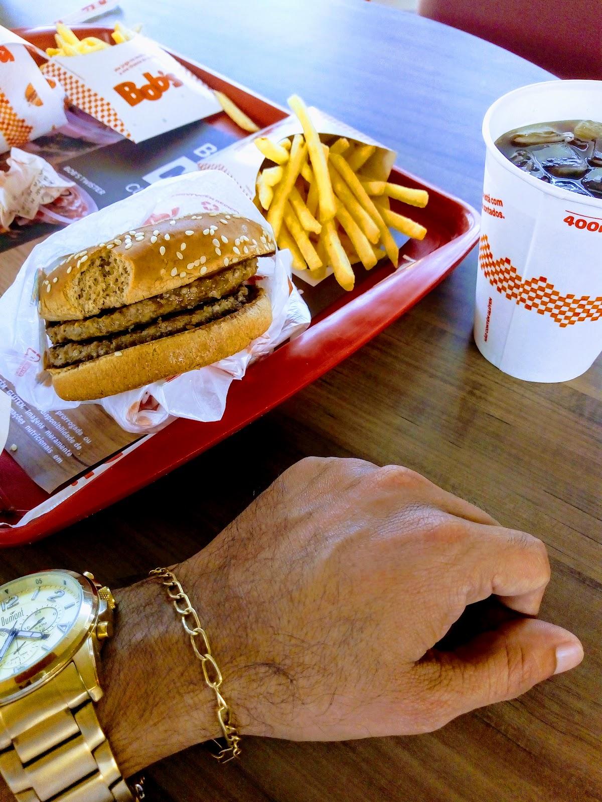 Bob's Burger - Drive Santa Inês