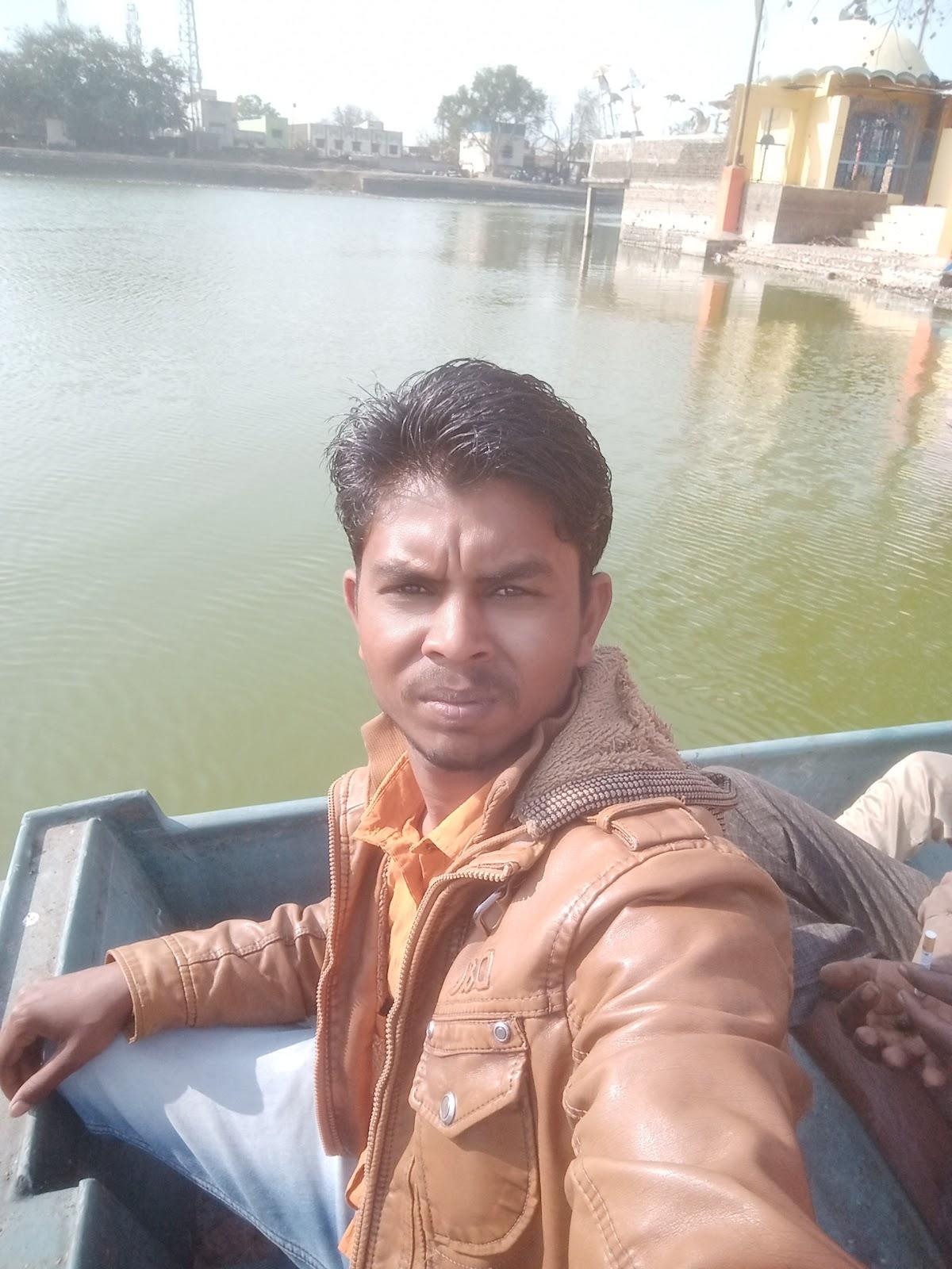 English/Desi Wine Shop