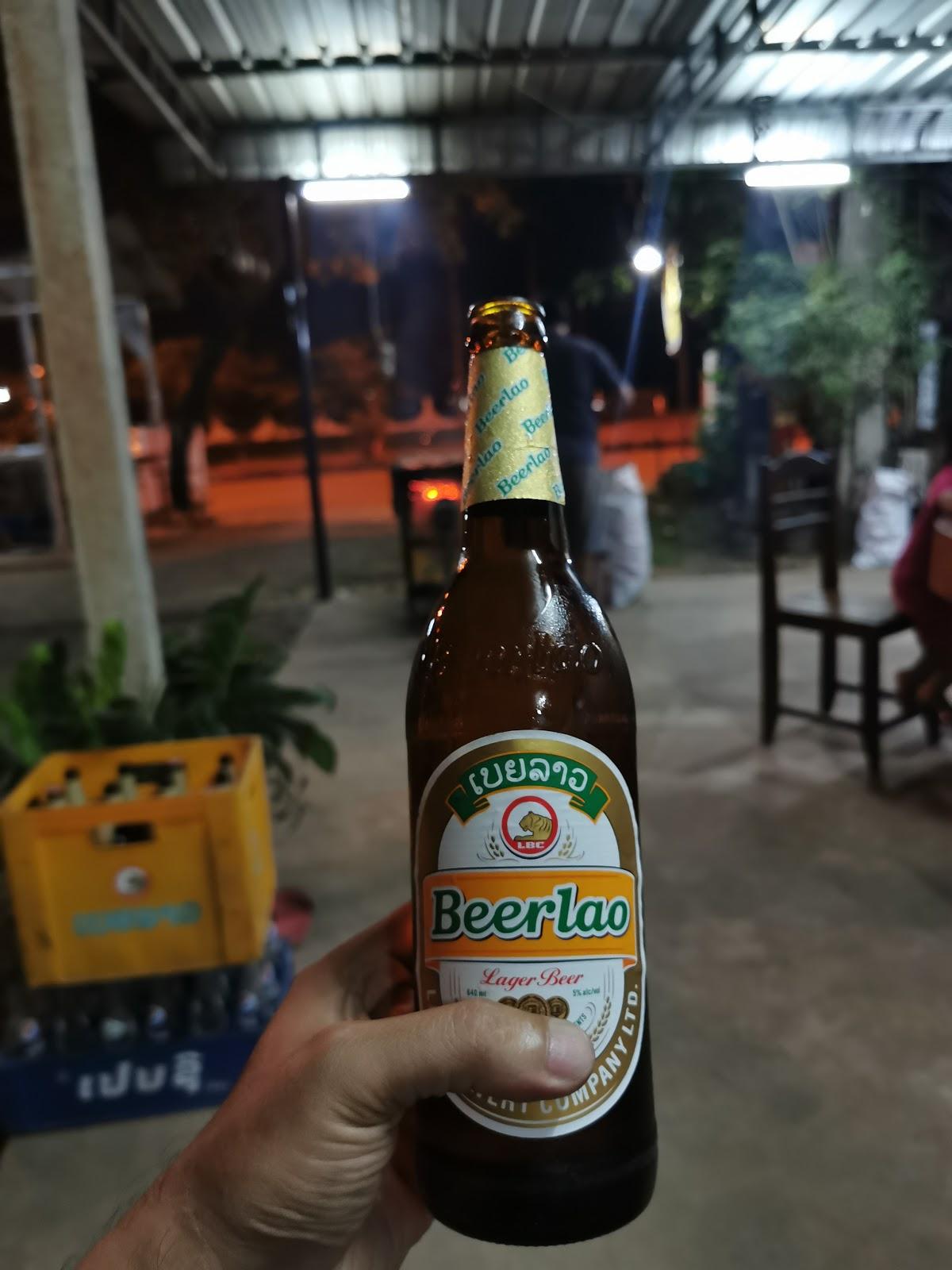 ຮ້ານ ປິ້ງເປັດ ມີມີ່
